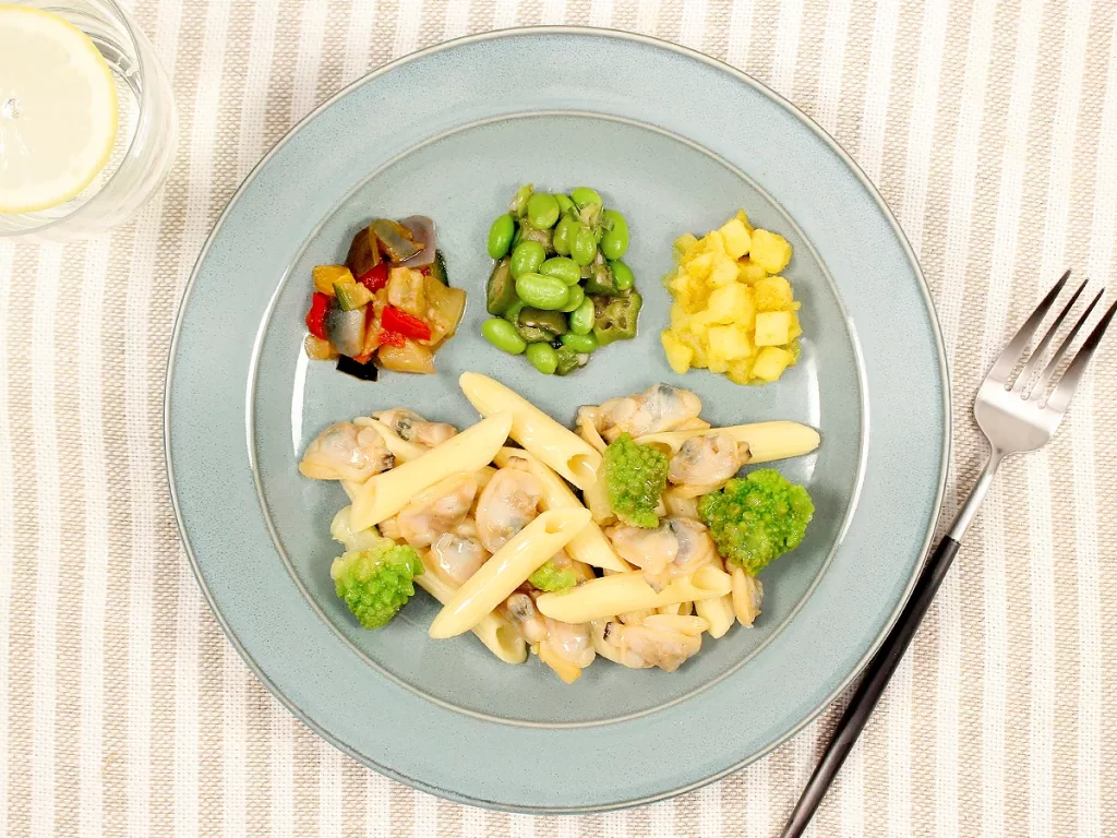 爽やかレモンのペンネ・アラ・ボンゴレ